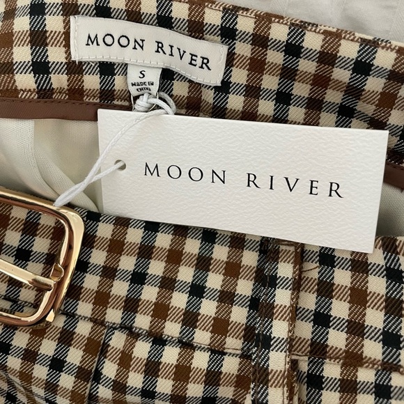 Moon River Pleated Miniskirt | Women’s Size Small - Picture 3 of 3